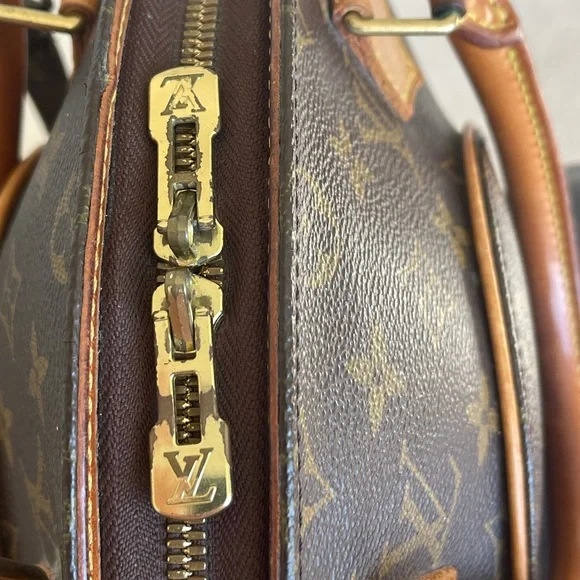 SOLD✨ Authentic Louis Vuitton Ellipse PM Strap, dust bag, lock & key - Picture 11 of 16